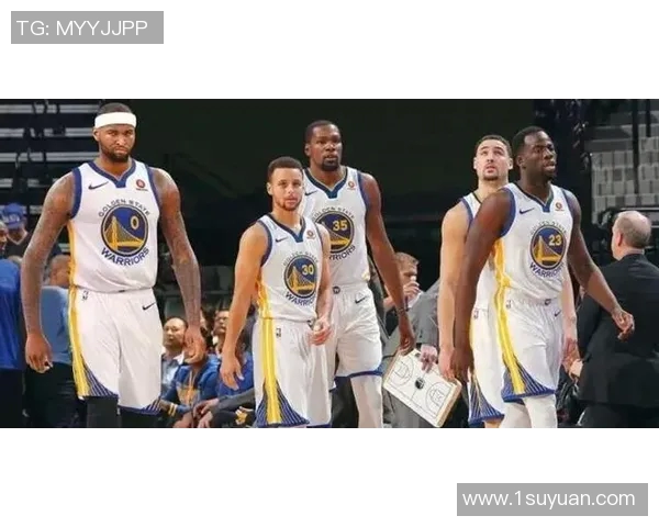 库里三分球大赛决赛创纪录连中20球勇夺冠军引发全场轰动